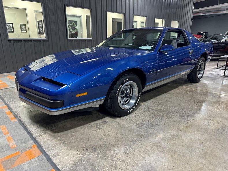 1986 Pontiac Firebird 