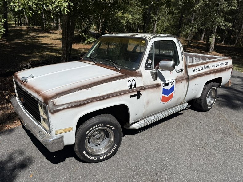 1983 Chevrolet C10 Custom Deluxe