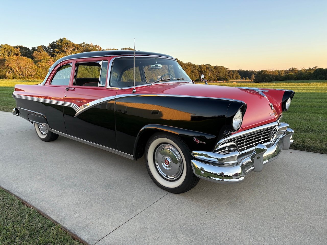 1956 Ford Fairlane | GAA Classic Cars