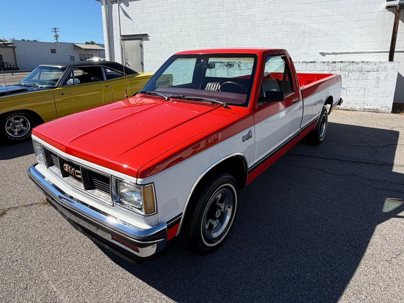 1982 GMC S-15 
