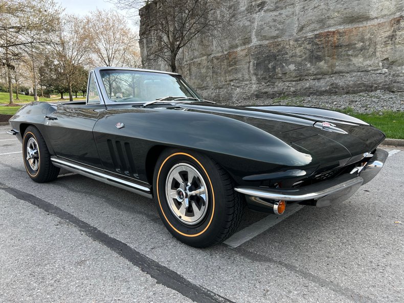 1965 Chevrolet Corvette 