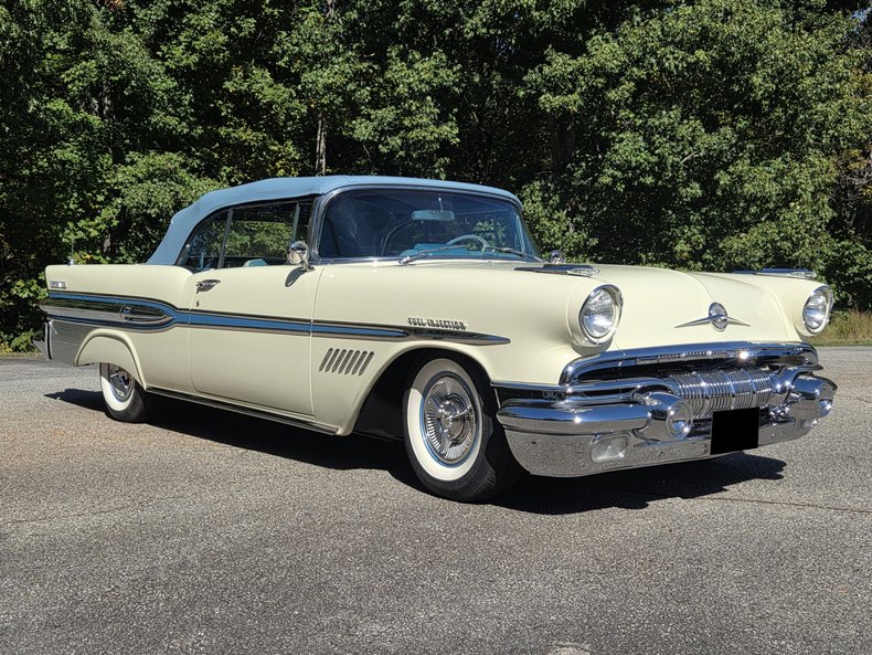 1957 Pontiac Bonneville 