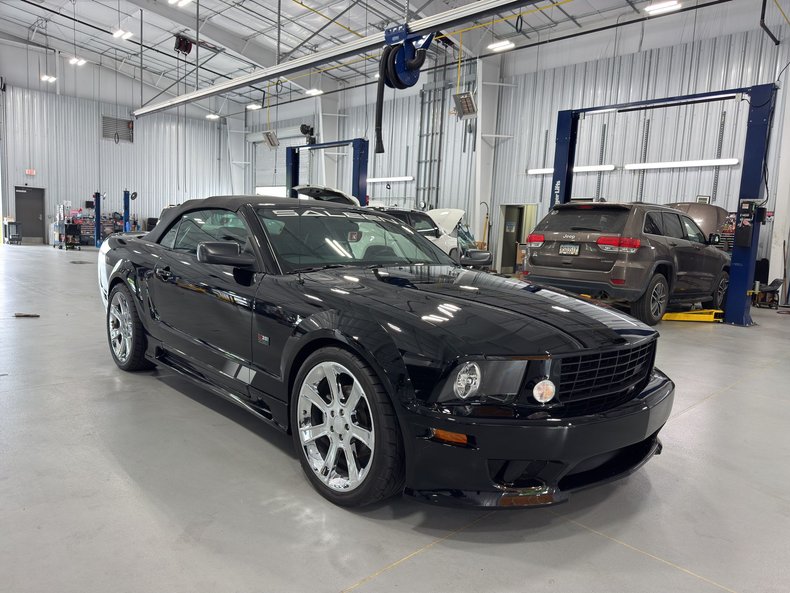 2006 Ford Mustang Saleen