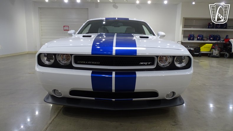 2011 Dodge Challenger 24