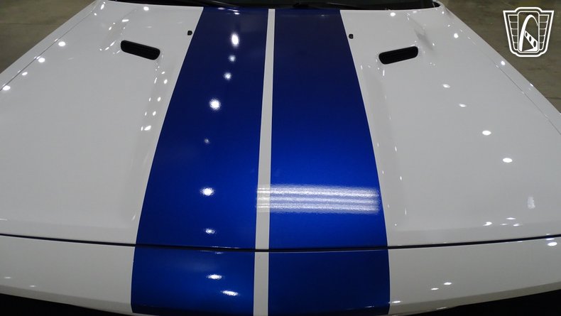 2011 Dodge Challenger 26