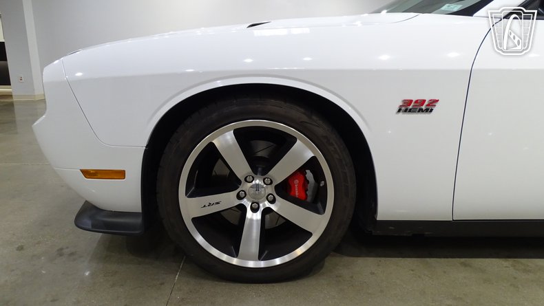 2011 Dodge Challenger 29