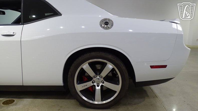 2011 Dodge Challenger 31