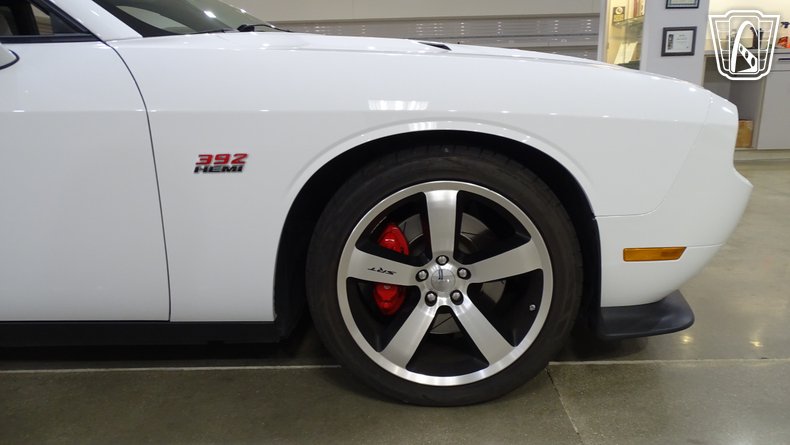 2011 Dodge Challenger 34
