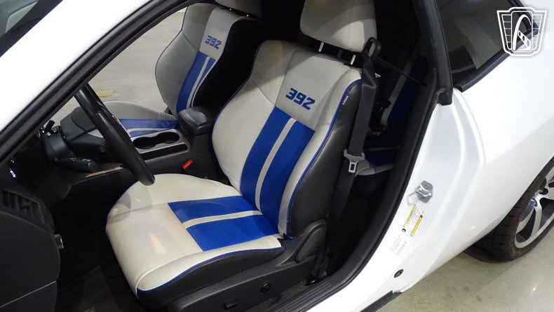 2011 Dodge Challenger 90