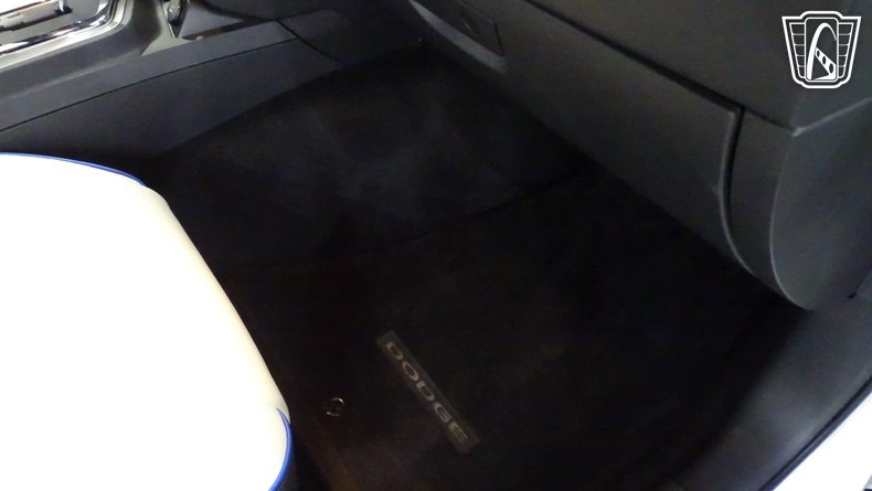 2011 Dodge Challenger 116