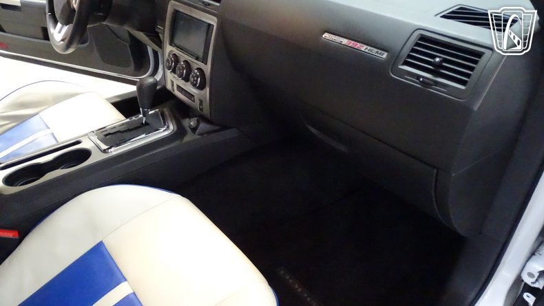 2011 Dodge Challenger 125