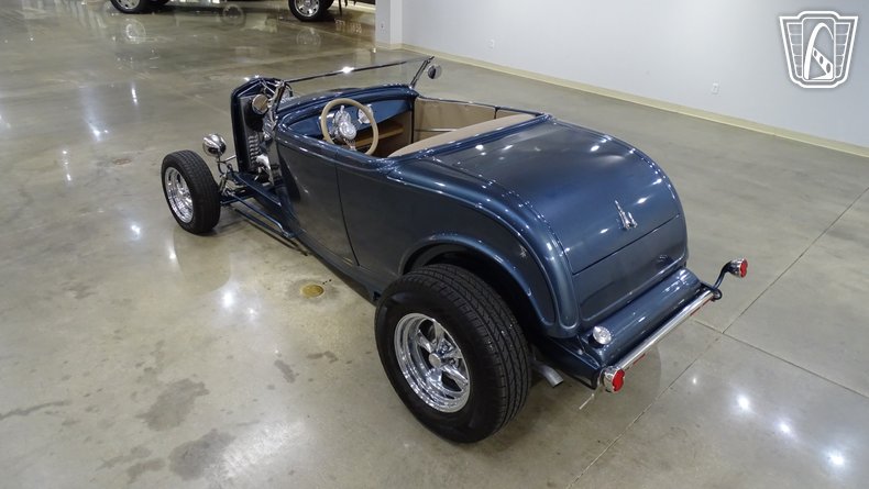 1932 Ford Roadster 8
