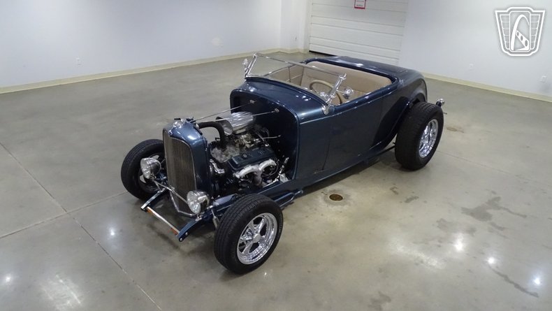 1932 Ford Roadster 2