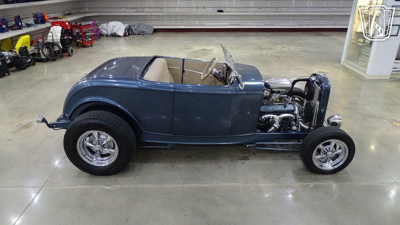 1932 Ford Roadster 17