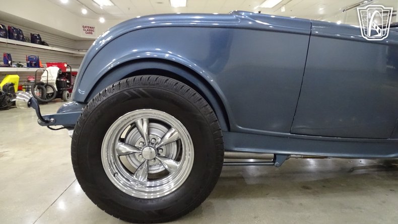 1932 Ford Roadster 30