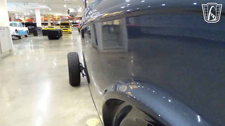 1932 Ford Roadster 35