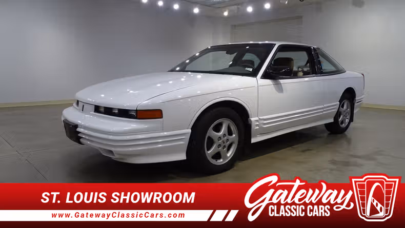 1997 Oldsmobile Cutlass Supreme first image