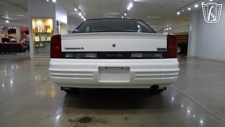 1997 Oldsmobile Cutlass Supreme 12
