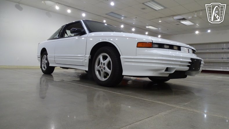 1997 Oldsmobile Cutlass Supreme 22