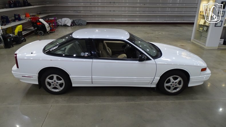1997 Oldsmobile Cutlass Supreme 17