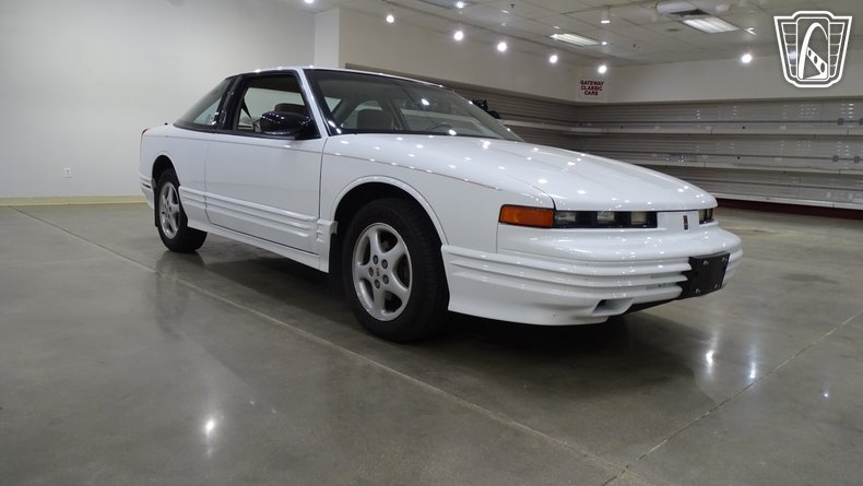 1997 Oldsmobile Cutlass Supreme 21