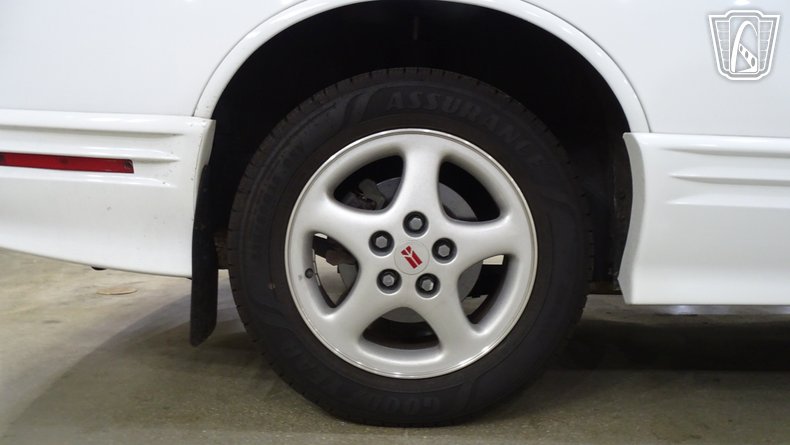 1997 Oldsmobile Cutlass Supreme 49