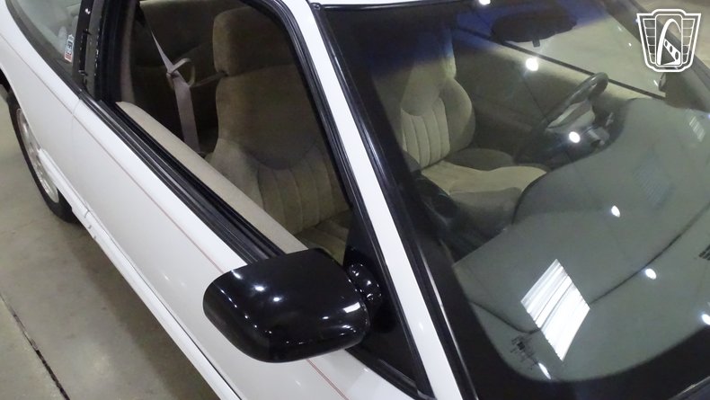 1997 Oldsmobile Cutlass Supreme 67