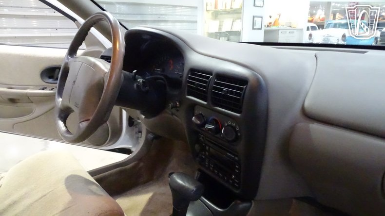 1997 Oldsmobile Cutlass Supreme 111