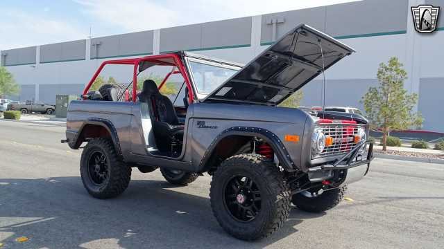 1976 Ford Bronco 4