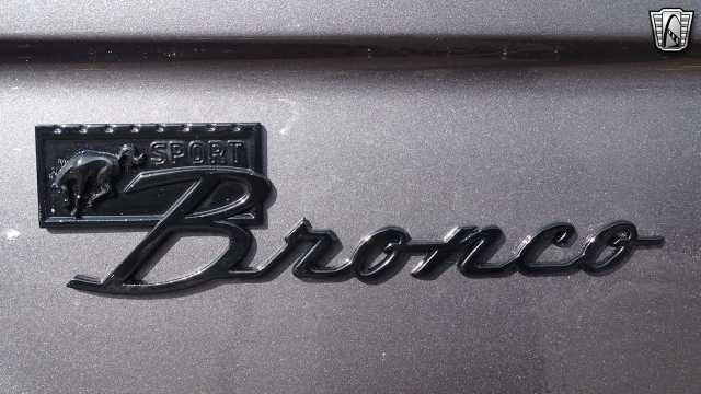 1976 Ford Bronco 15