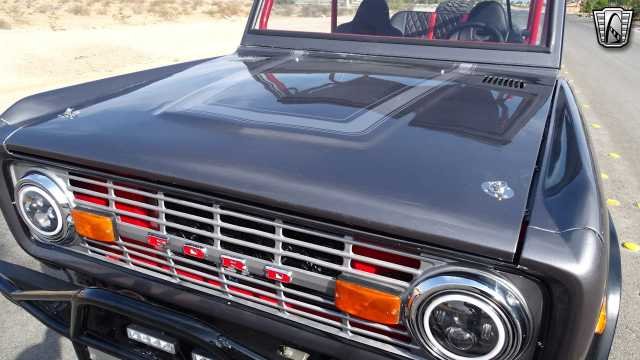 1976 Ford Bronco 23