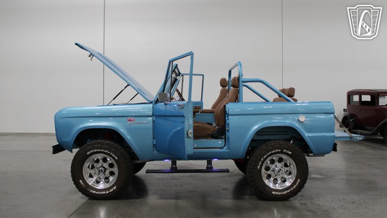 1976 Ford Bronco 37