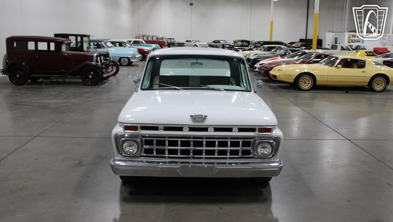 1965 Ford F100 2