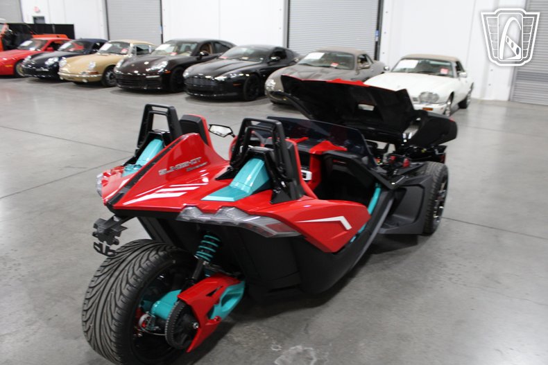 2025 Polaris Slingshot 18