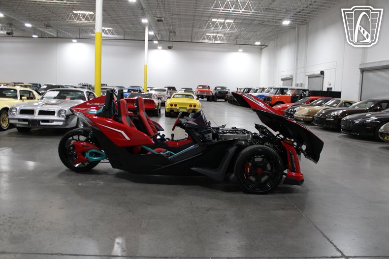2025 Polaris Slingshot 61