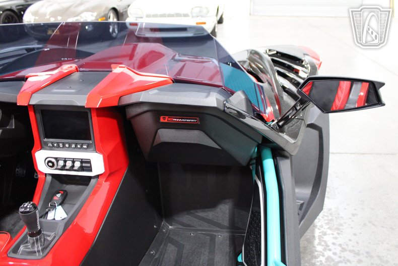 2025 Polaris Slingshot 63