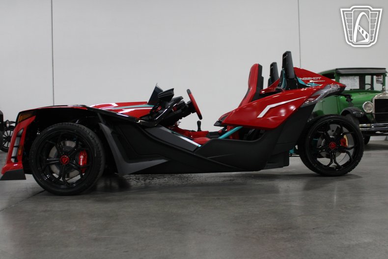 2025 Polaris Slingshot 84