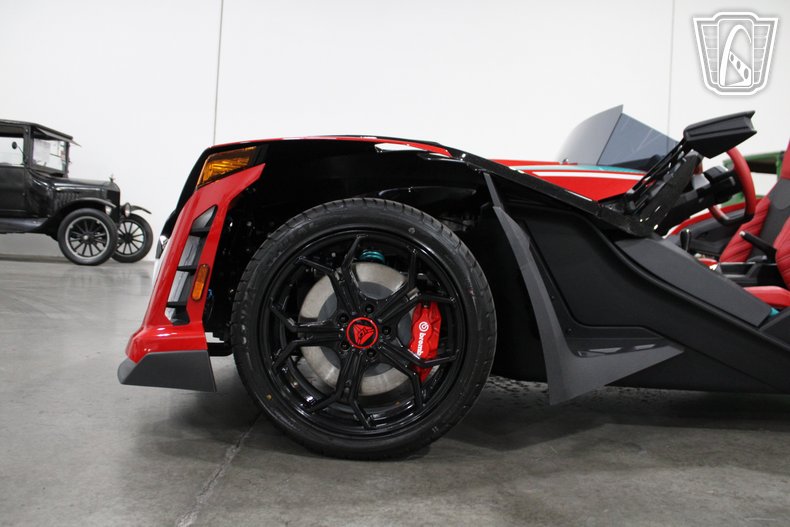 2025 Polaris Slingshot 102