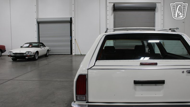 1988 Ford Crown Victoria 68