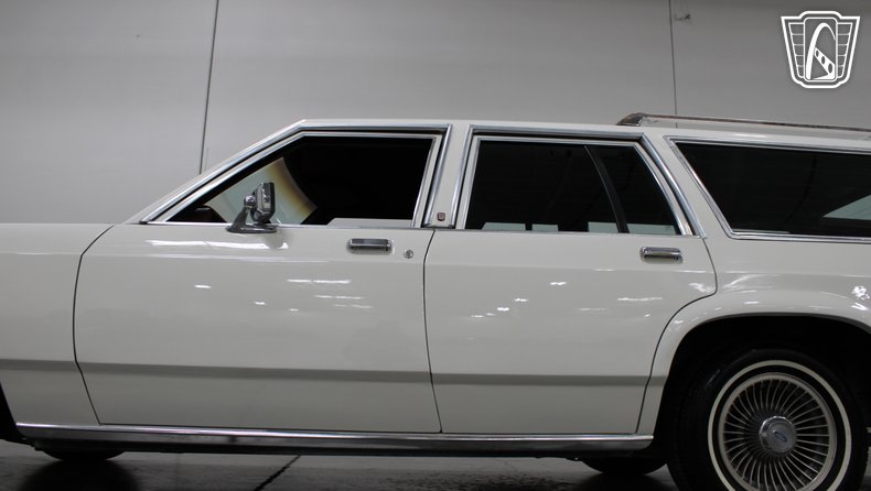 1988 Ford Crown Victoria 78