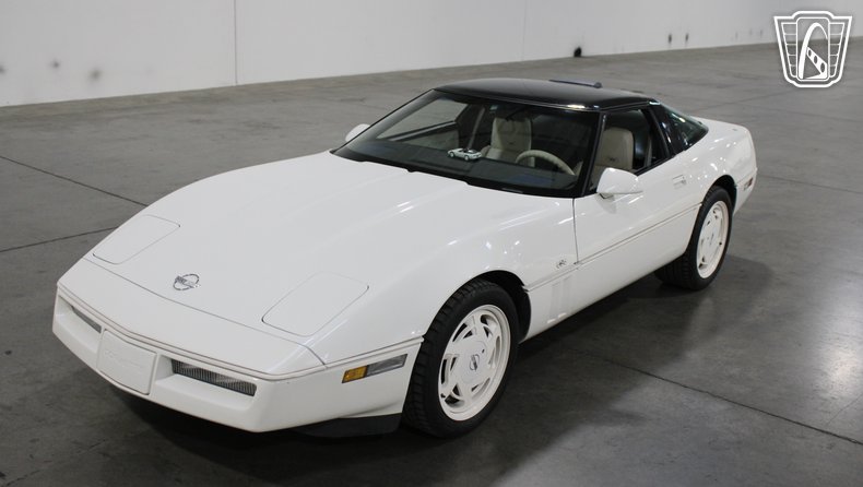 1988 Chevrolet Corvette 3