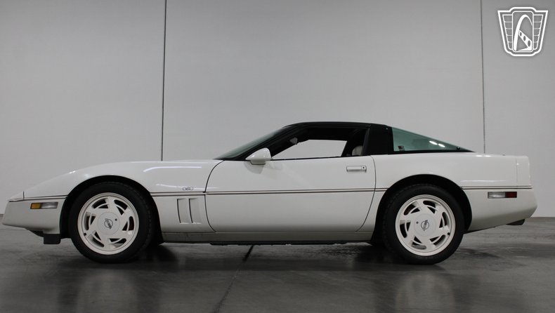 1988 Chevrolet Corvette 20