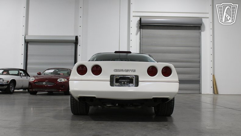 1988 Chevrolet Corvette 22
