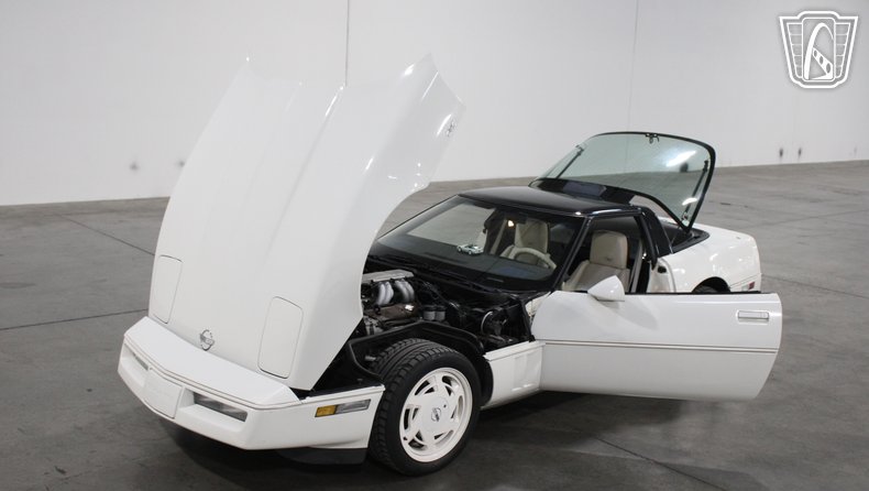 1988 Chevrolet Corvette 27