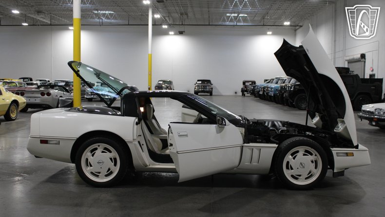 1988 Chevrolet Corvette 40