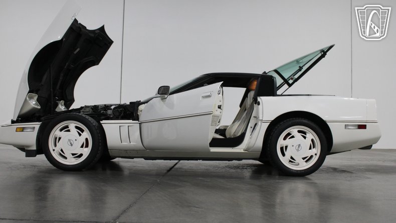1988 Chevrolet Corvette 44