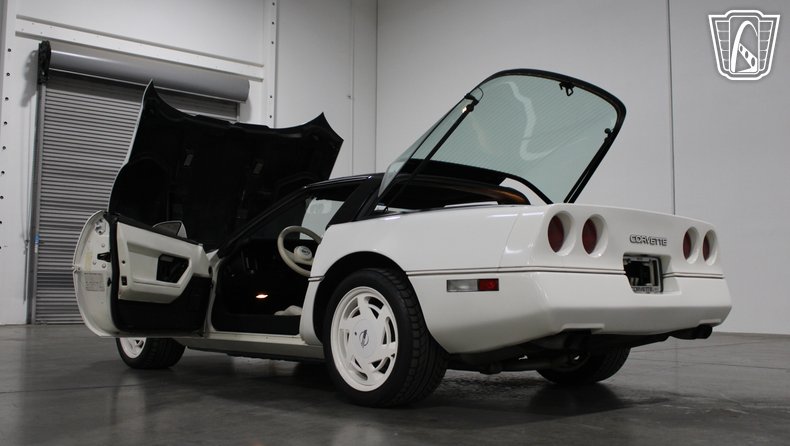1988 Chevrolet Corvette 45