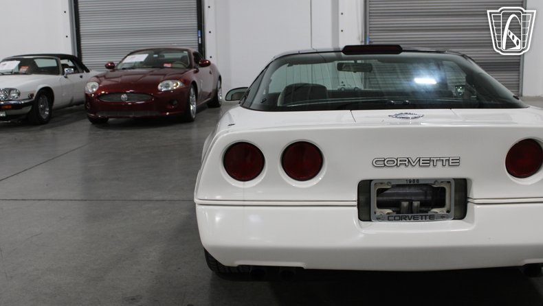 1988 Chevrolet Corvette 68