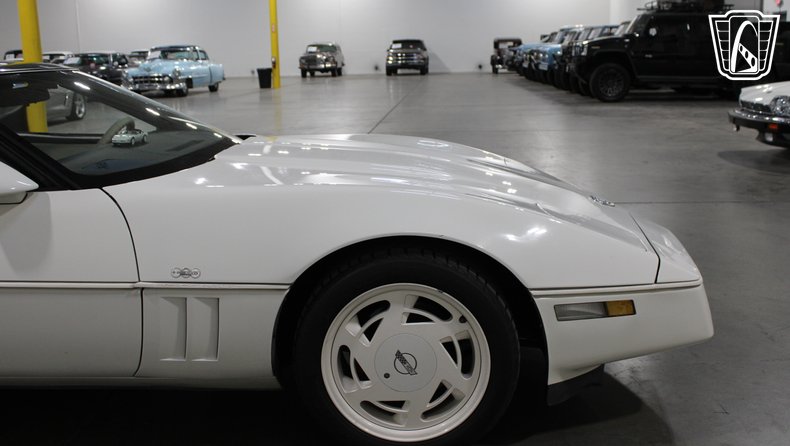 1988 Chevrolet Corvette 73