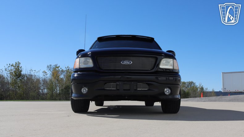 2000 Ford F-150 26